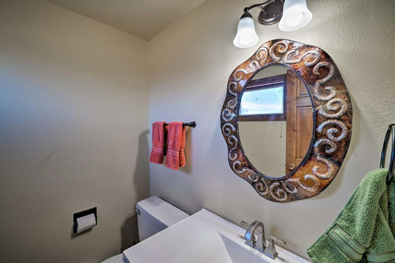 Bozeman Home On 11 Acres With Mountain Views! ภายนอก รูปภาพ