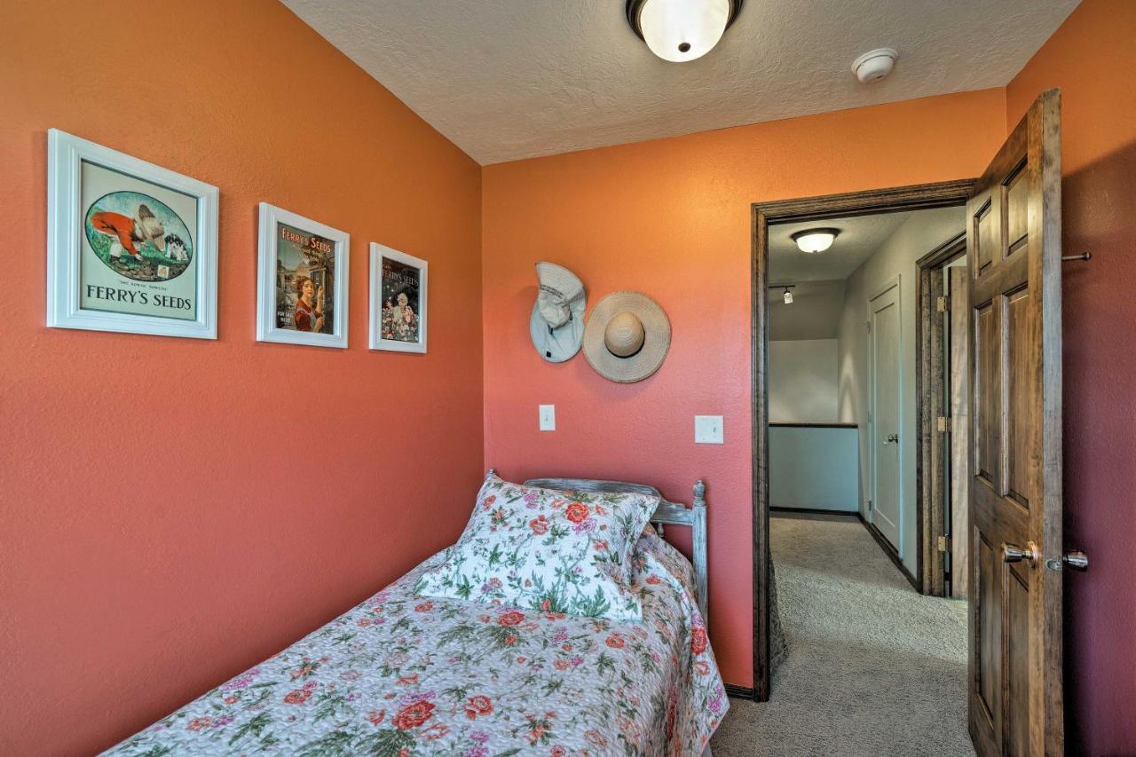 Bozeman Home On 11 Acres With Mountain Views! ภายนอก รูปภาพ
